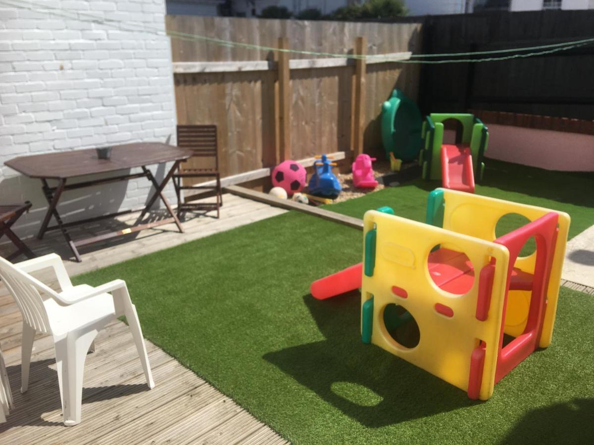 Singer House: Seafront Garden Flat with Parking Apartment Paignton Exterior photo